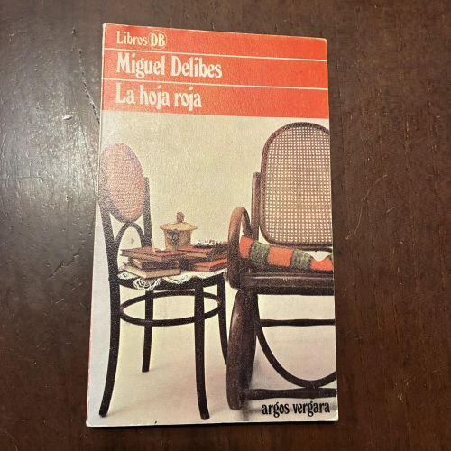 Portada del libro de La hoja roja