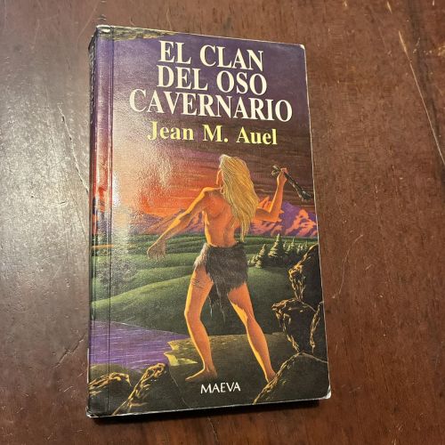 Portada del libro de El clan del oso cavernario
