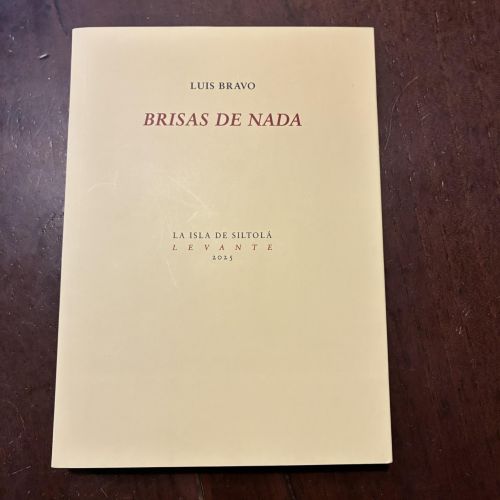 Portada del libro de Brisas de nada