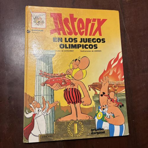 Portada del libro de Asterix en los juegos olímpicos