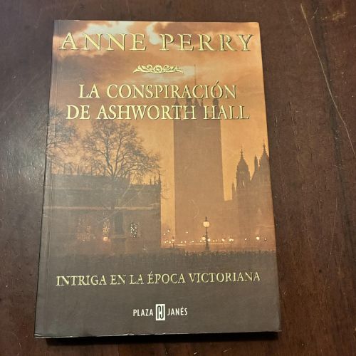 Portada del libro de La conspiración de Ashworth Hall