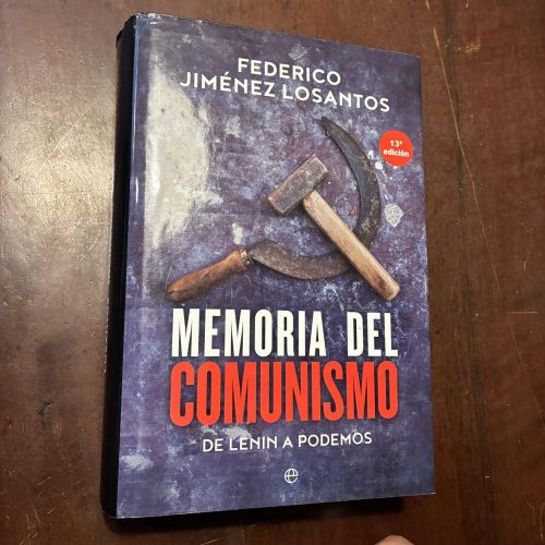 Portada del libro de Memoria del comunismo
