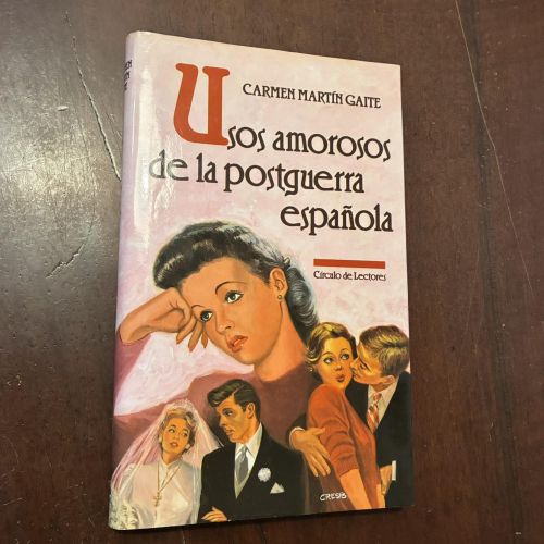 Portada del libro de Usos amorosos de la postguerra española