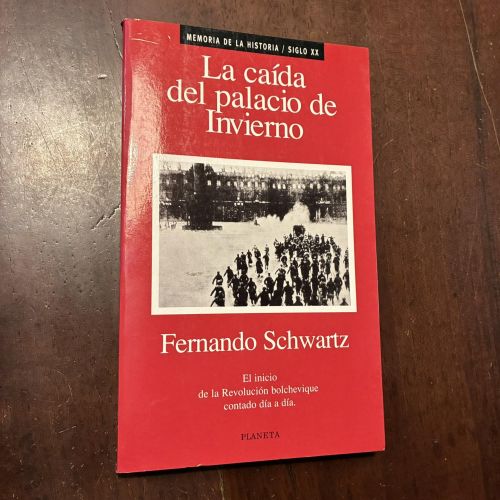 Portada del libro de La caída del palacio de Invierno