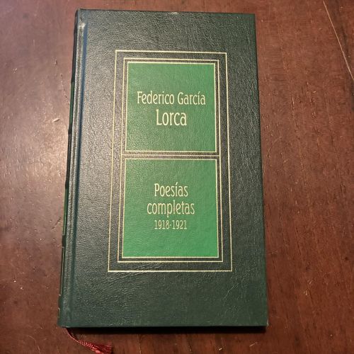 Portada del libro de Poesías completas 1918-1921