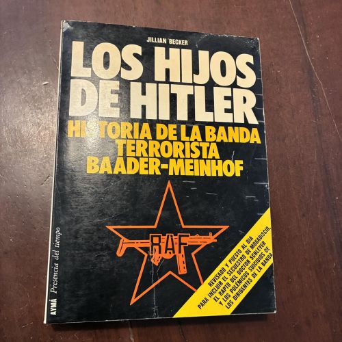 Portada del libro de Los hijos de Hitler